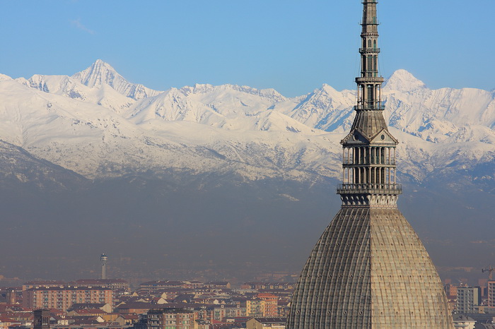 Mole Antonelliana dal Monte dei Cappuccini - da sinistra la Torre di Lavina - p. Tressi e la Tersiva